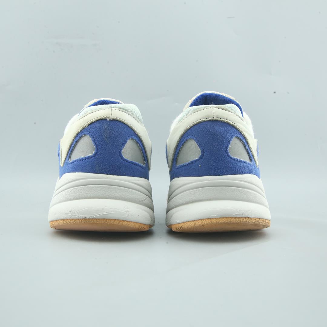 ADIDAS YUNG-1