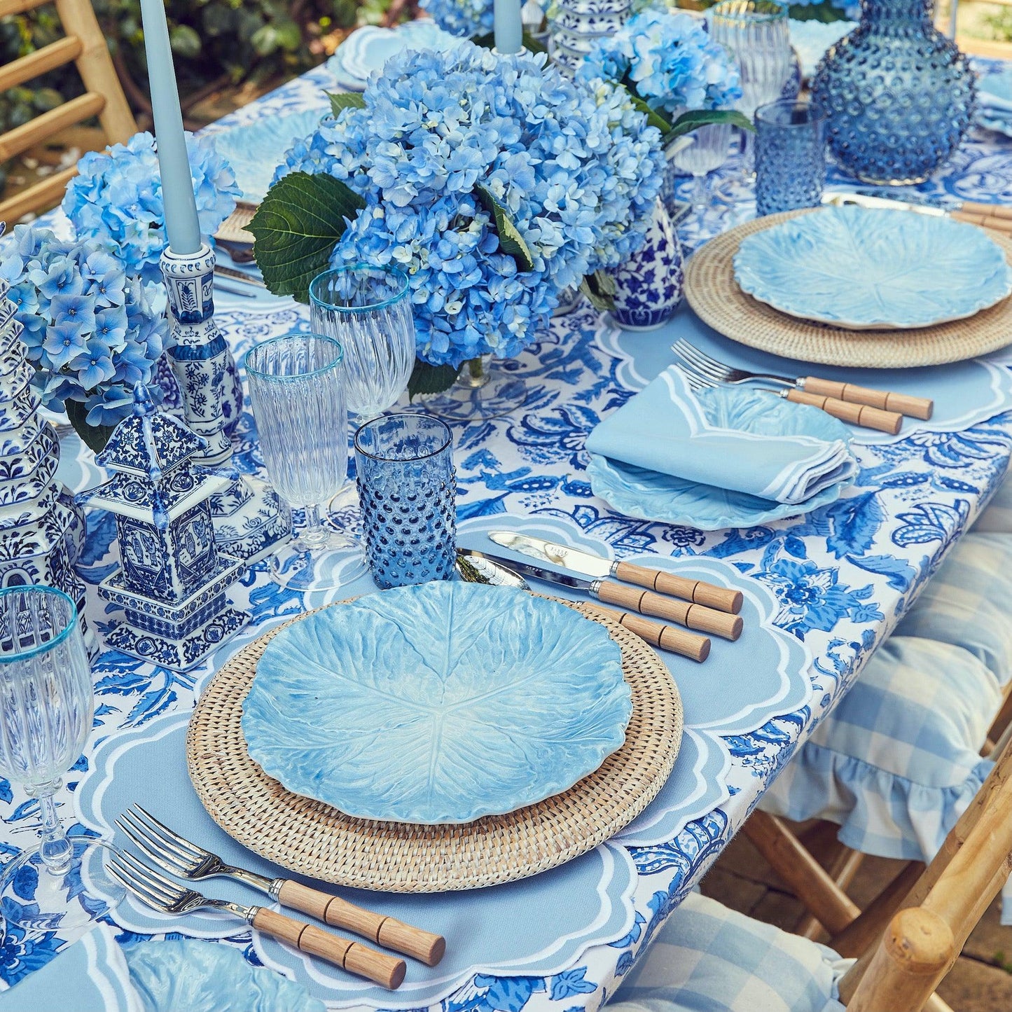 Blue Serena Cabbage Dinner Plates (Set of 4)