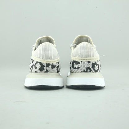 ADIDAS  SWIFT RUN X