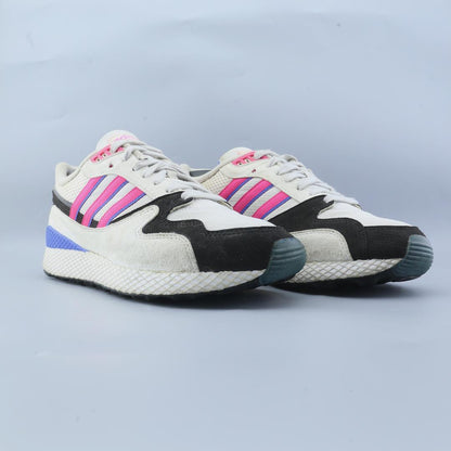 ADIDAS  ULTRA TECH