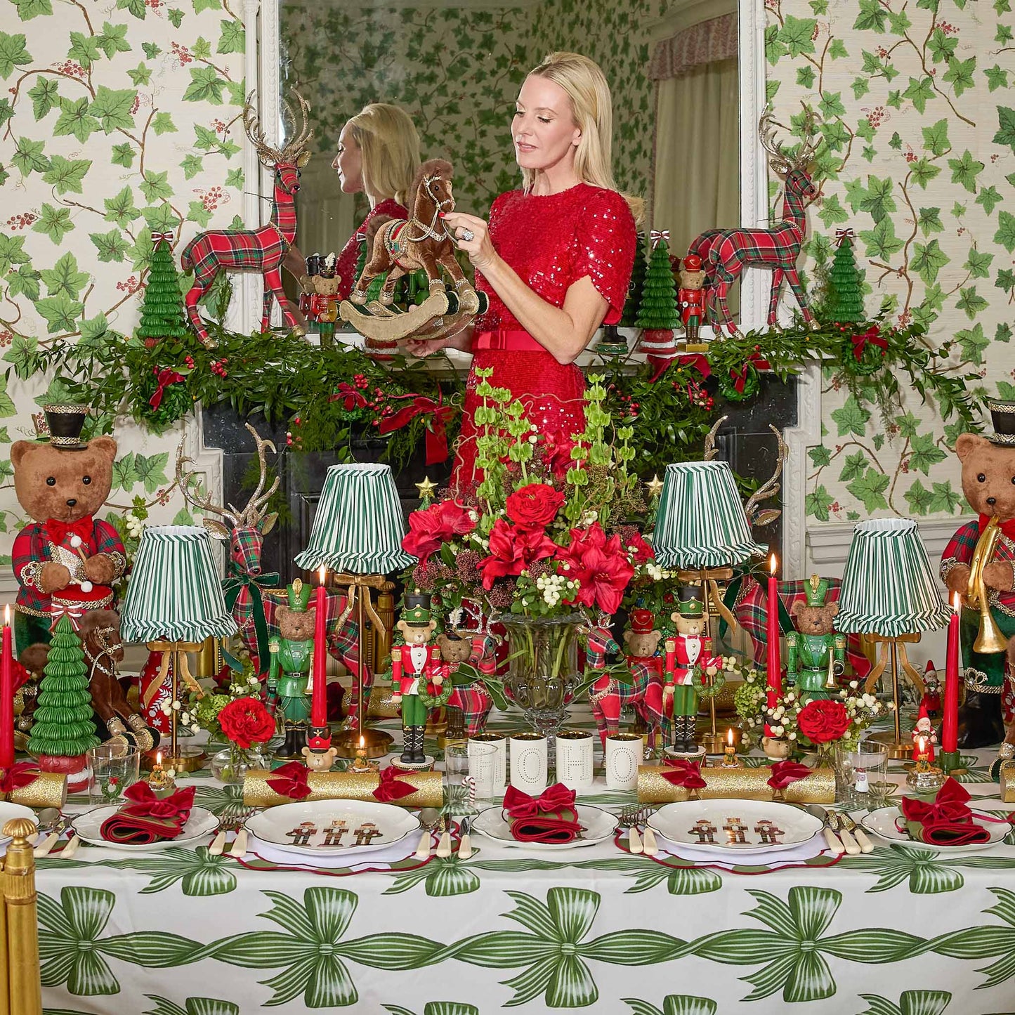 Candycane Green & Red Placemats & Napkins (Set of 4)