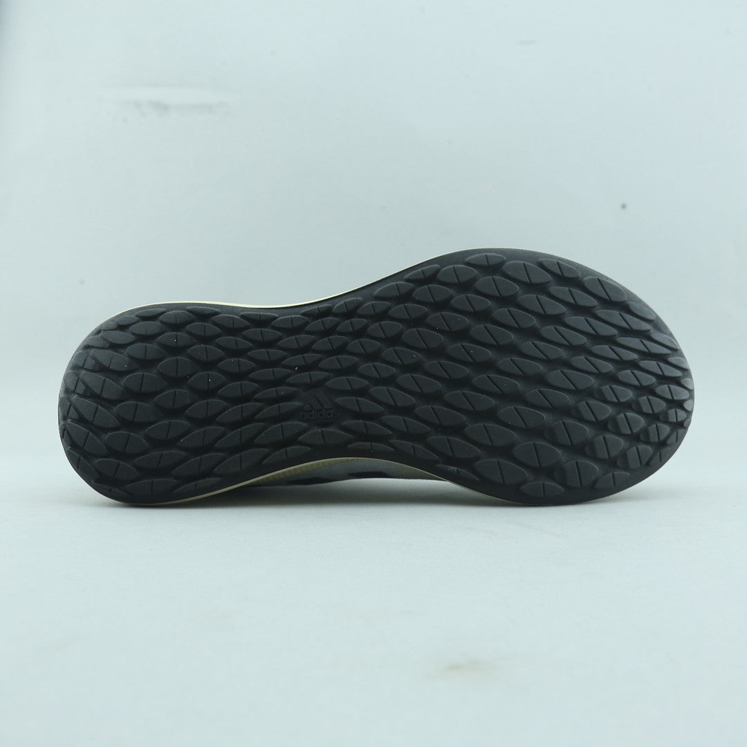 ADIDAS  PUREBOUNCE+STREET