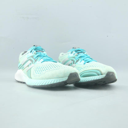 ADIDAS AEROBOUNCE