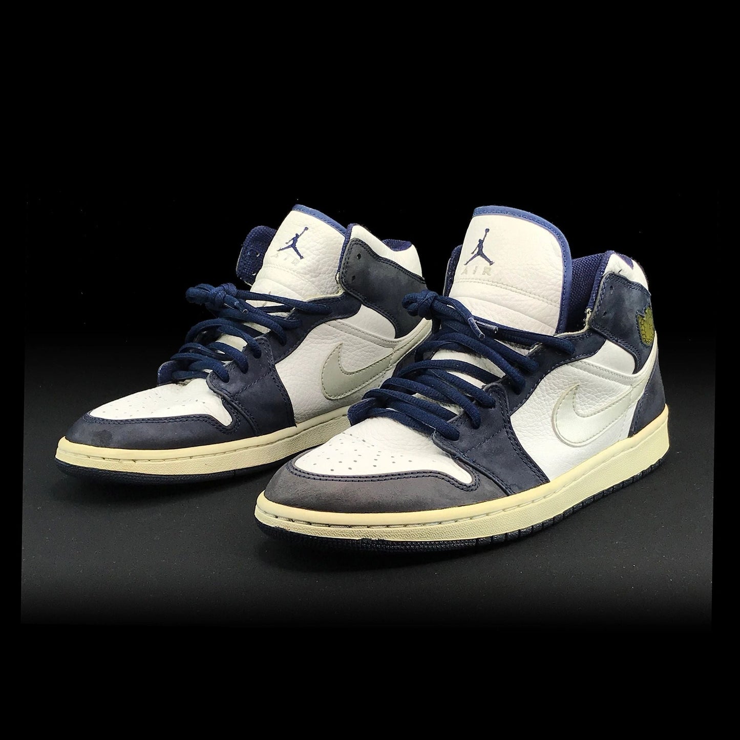 Nike Air Jordan 1 Retro + White / Navy 2001 Release Size 10