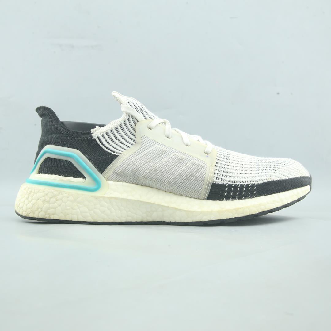 ADIDAS  ULTRA BOOST 19