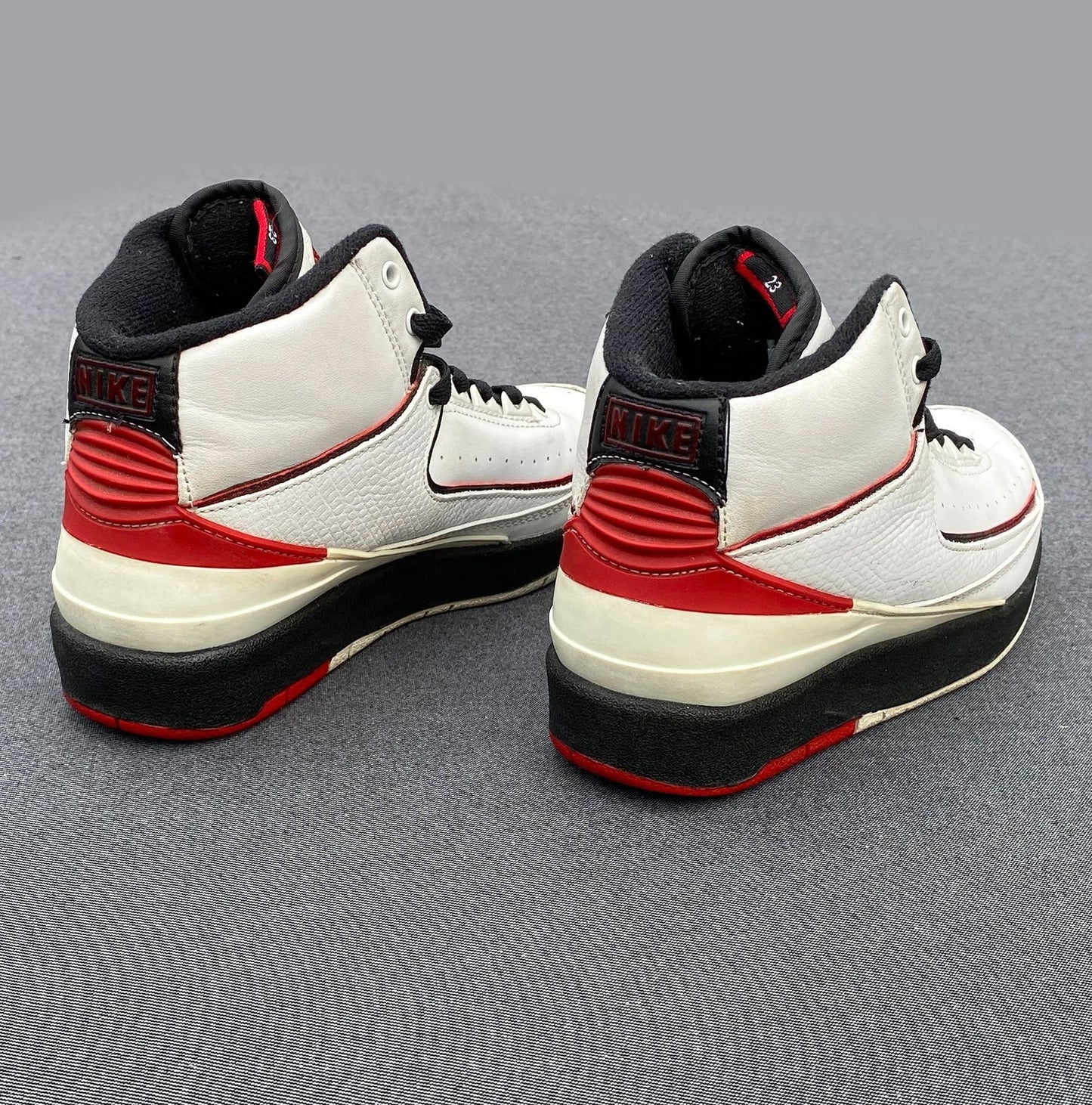 Nike Air Jordan 2 Retro Hi 2004 Size 3.5