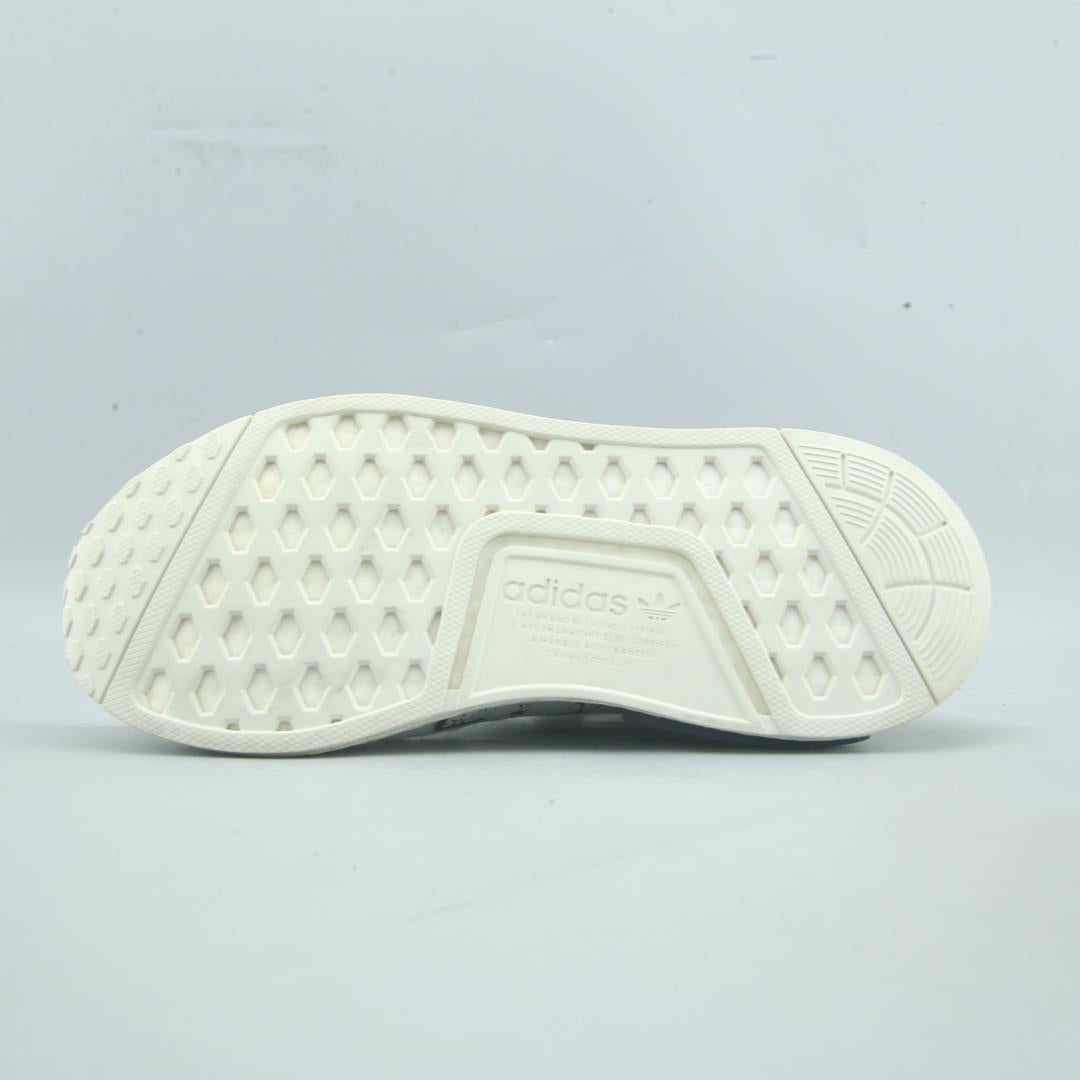 ADIDAS  YOUTH 5.5 NMD R1