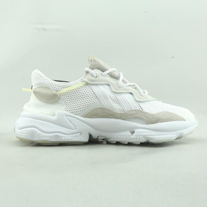 ADIDAS  OZWEEGO