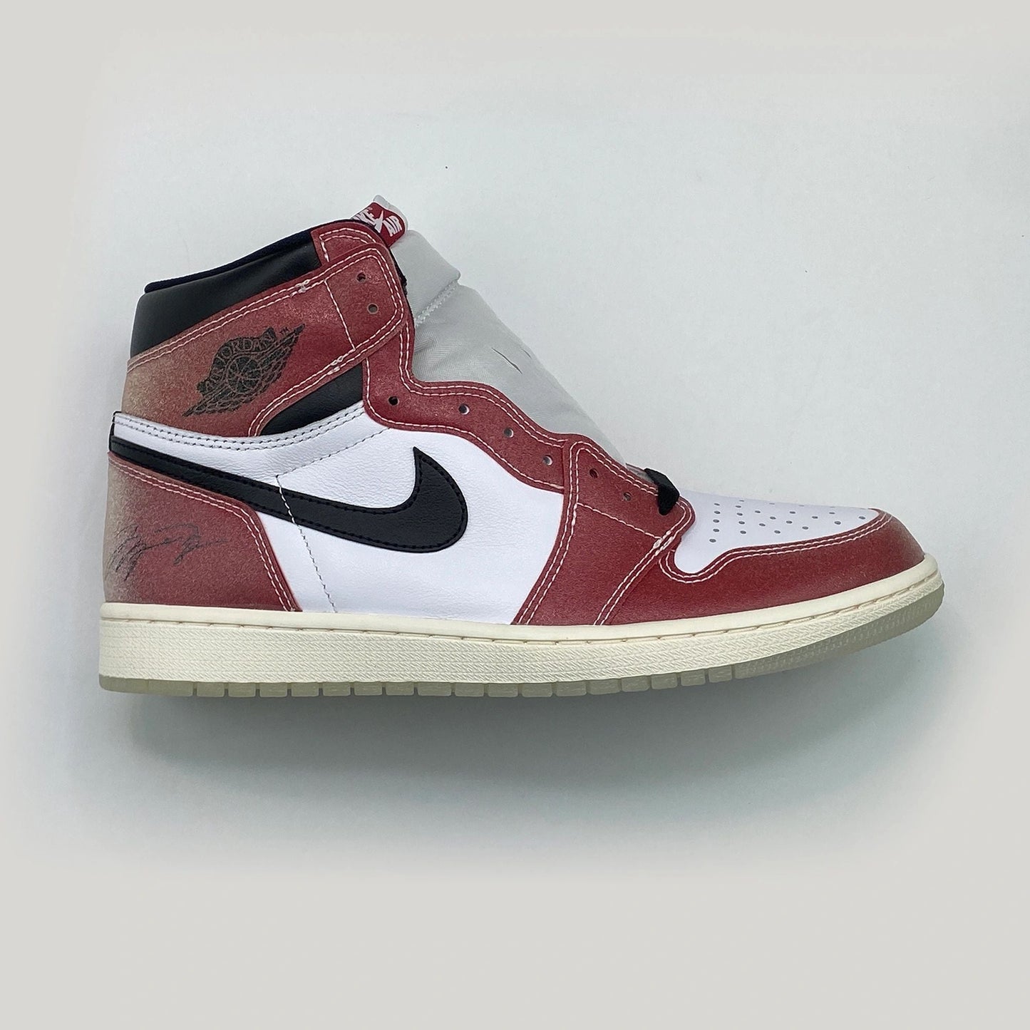 Nike Air Jordan 1 OG Chicago Trophy Room Size 10.5