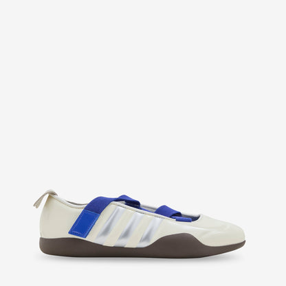 CLOT x Women's Caroline Hú Taekwondo Off White | Silver Metallic | Brown