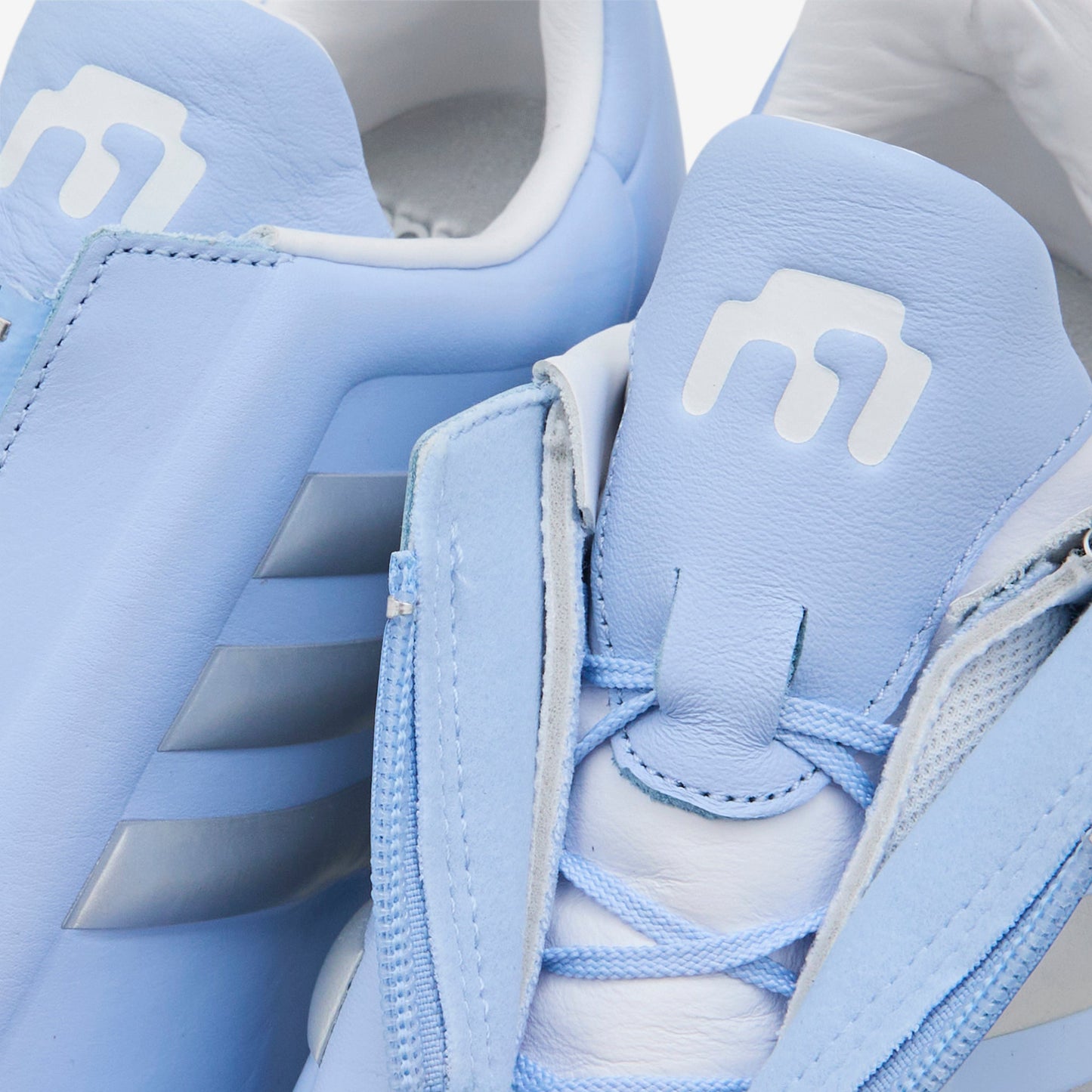 Miaou x Megaride S2 Glow Blue | Silver Metallic | Ftwr White