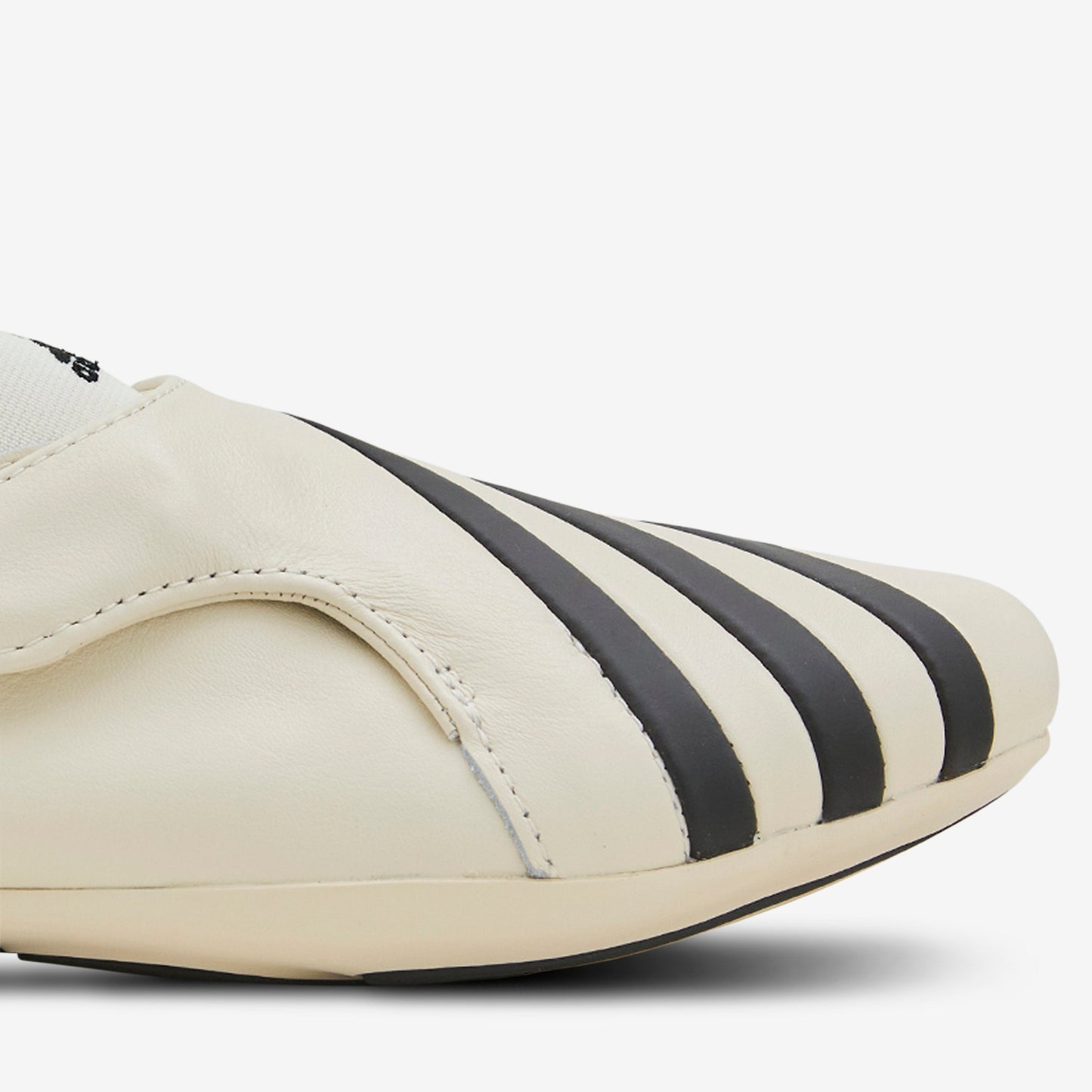 Pharrell Williams x Virginia Vario Flat Earther Chalk White | Core Black | Chalk White