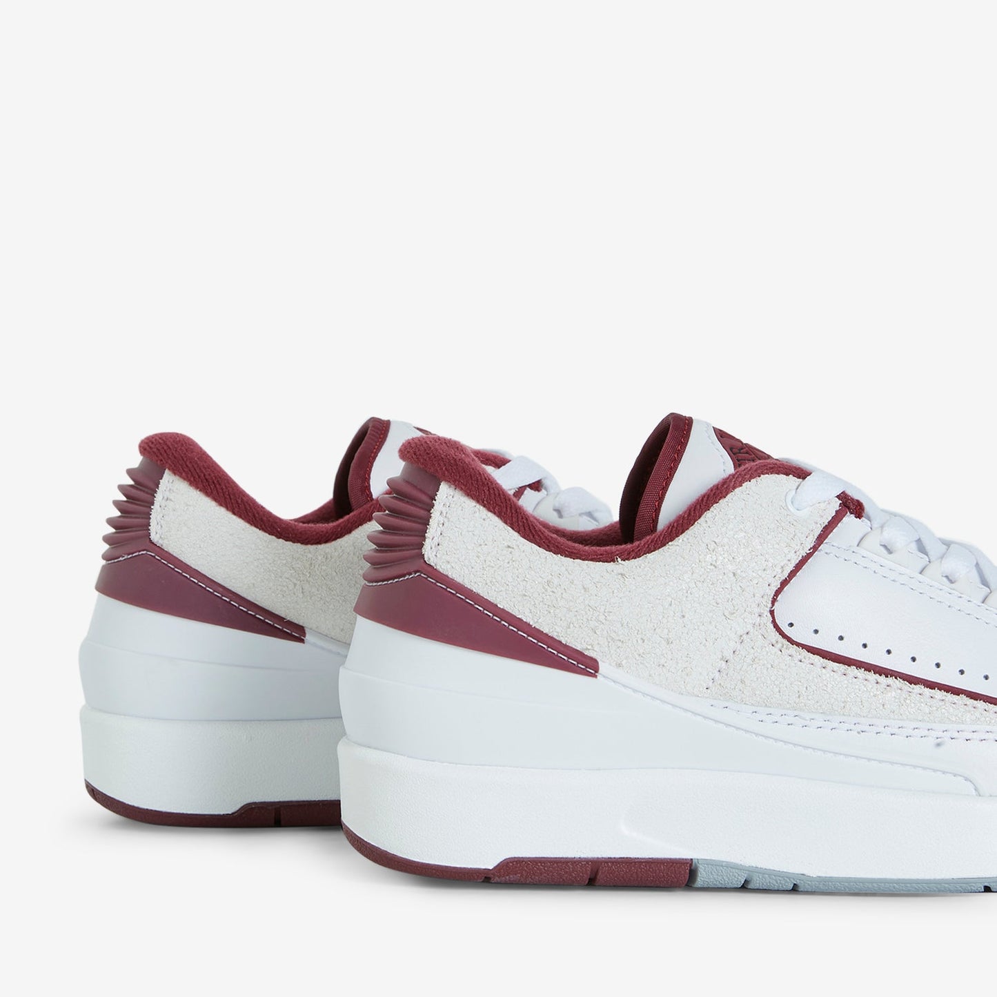 Air Jordan 2 Retro Low White | Cherrywood Red | Lt Steel Grey
