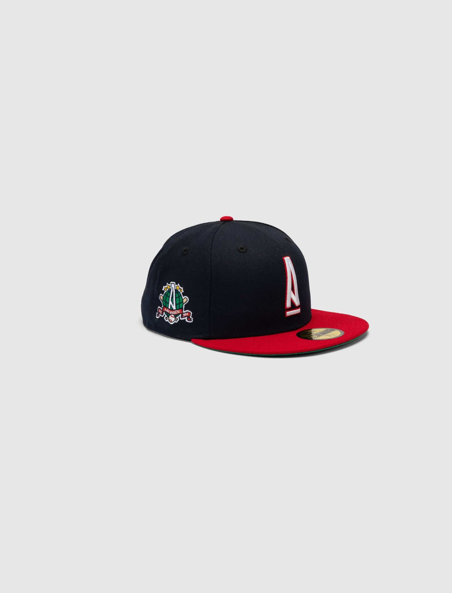 A MA MANIÉRE  5950 A LOGO HAT