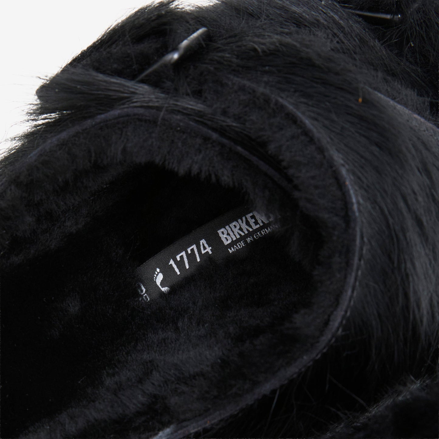 Zürich 1774 Pony Shearling Regular Black