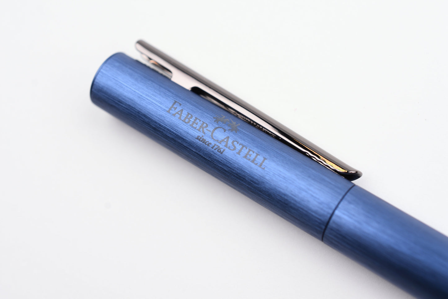 Faber-Castell - Design Neo Slim Fountain Pen - Dark Blue Aluminum