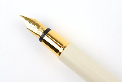 Faber-Castell - Design Neo Slim Gold Fountain Pen - Marshmallow - Limited Edition