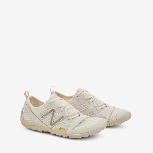 MT10O7IX White | Gold