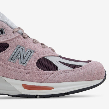 Made in UK 991v2 Deauville Mauve | Fig | Oyster Mushroom