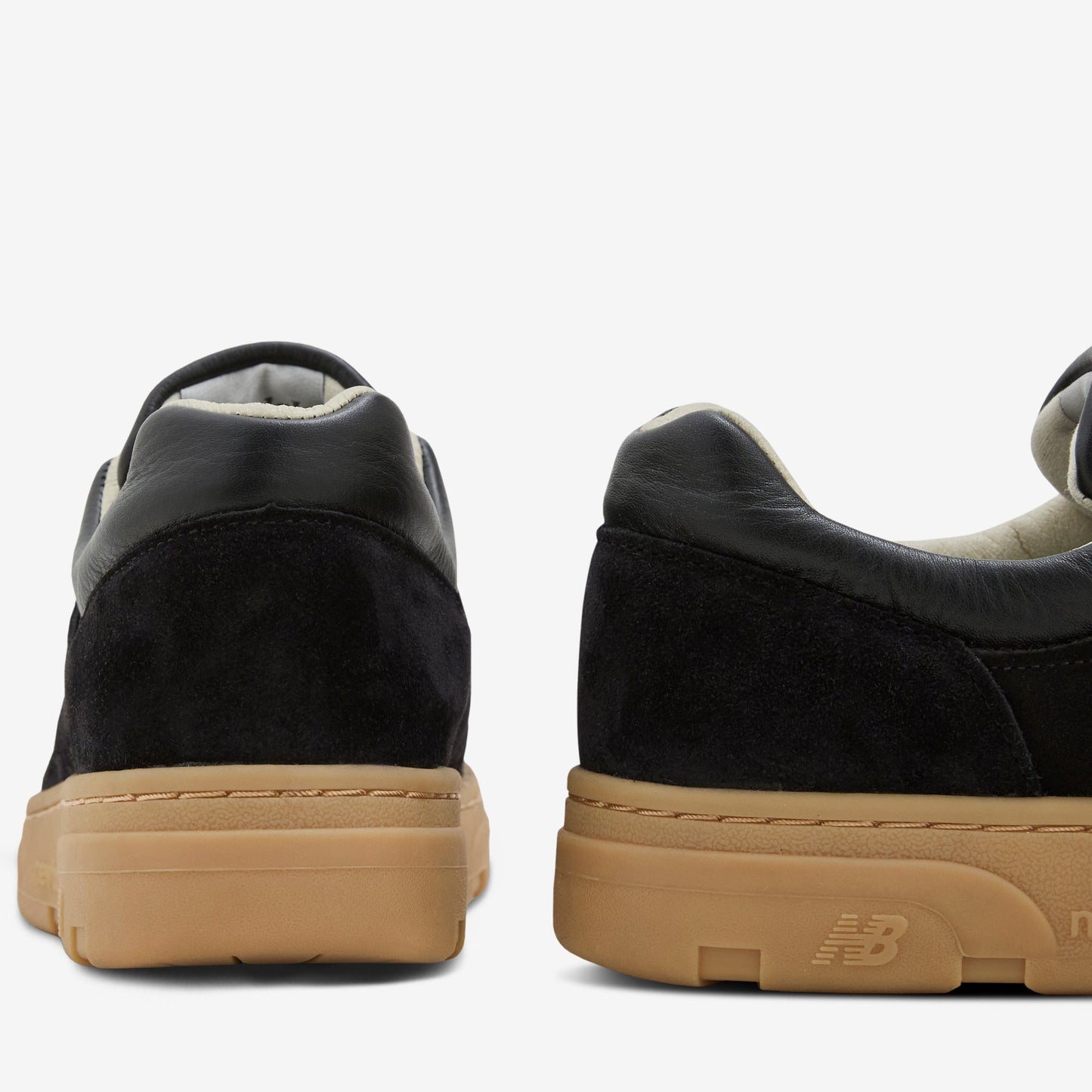 UADWKKB Black | Chipmunk | Gum