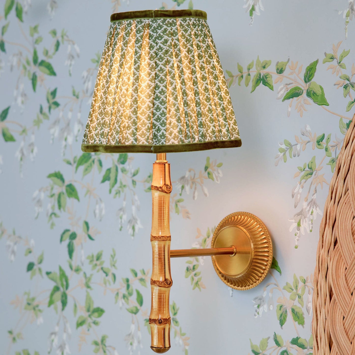 Olive Lotus Lampshade (18cm)
