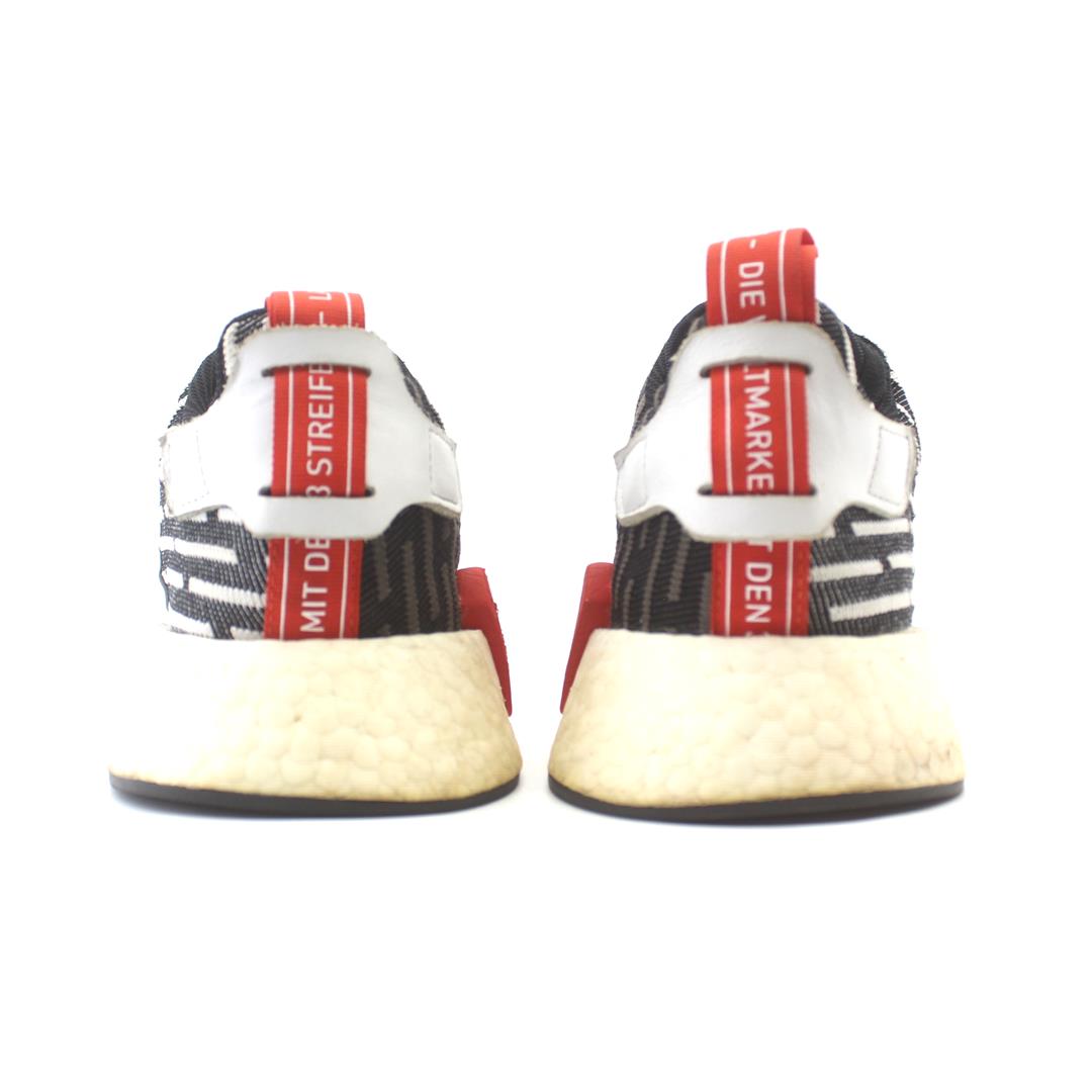 ADIDAS  NMD R2