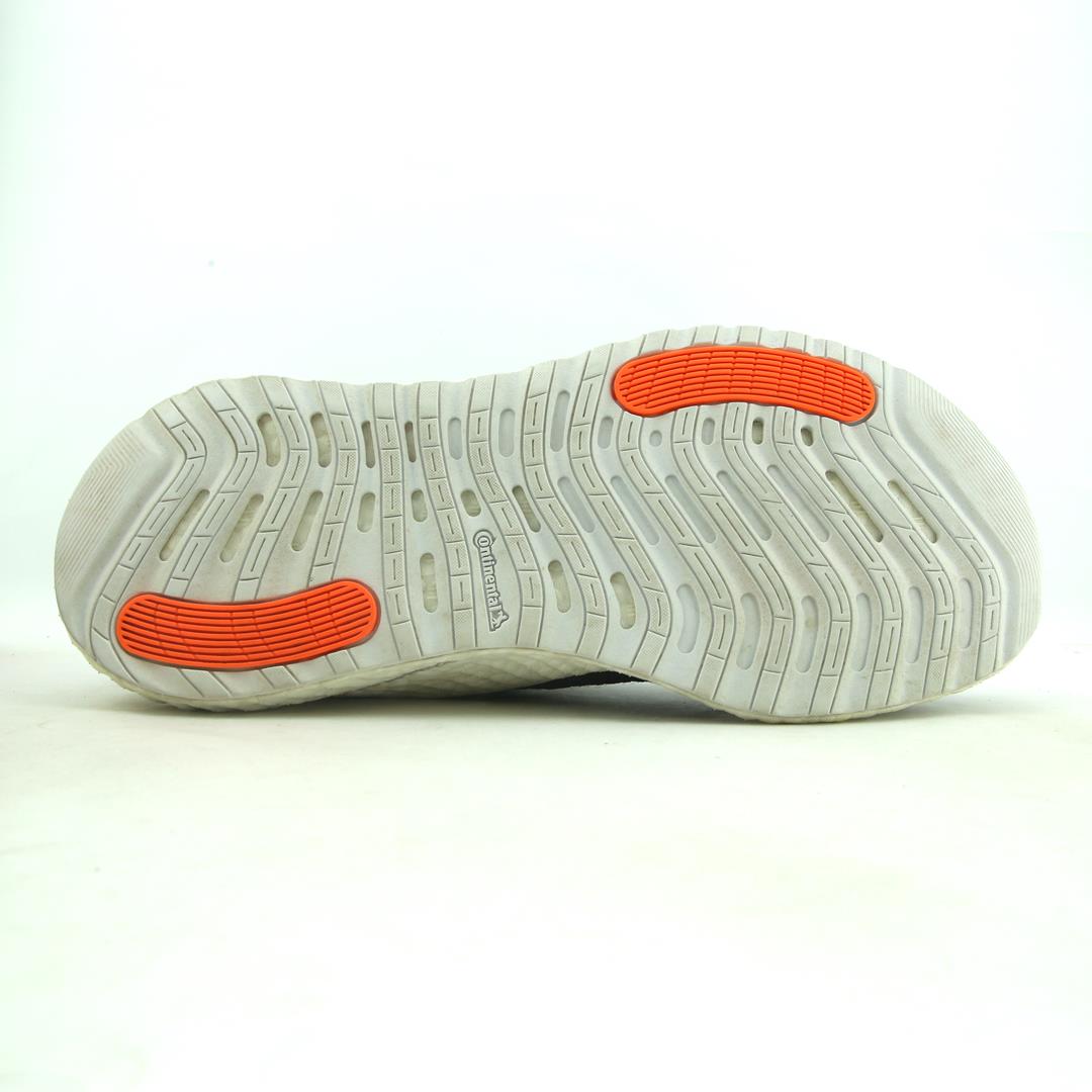 ADIDAS ALPHABOOST