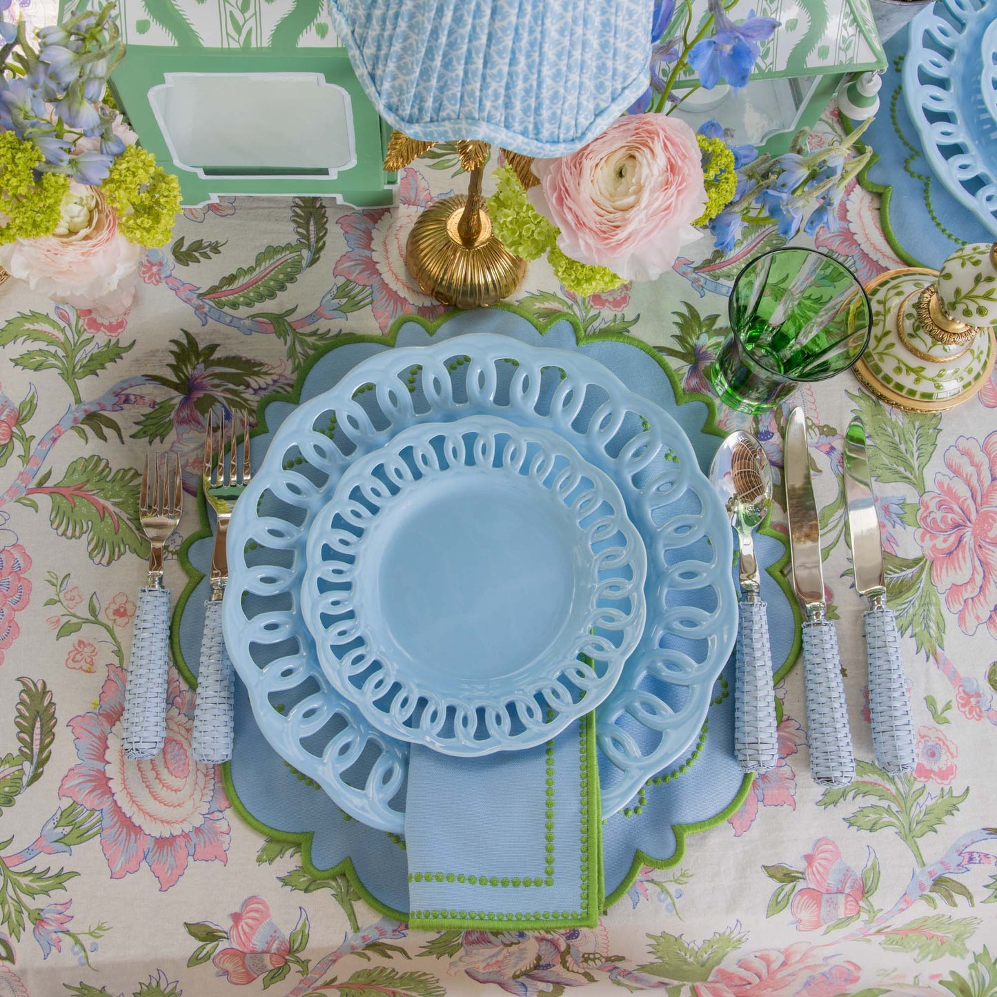 Soft Blue Lace Dinner & Starter Plates (Set of 8)