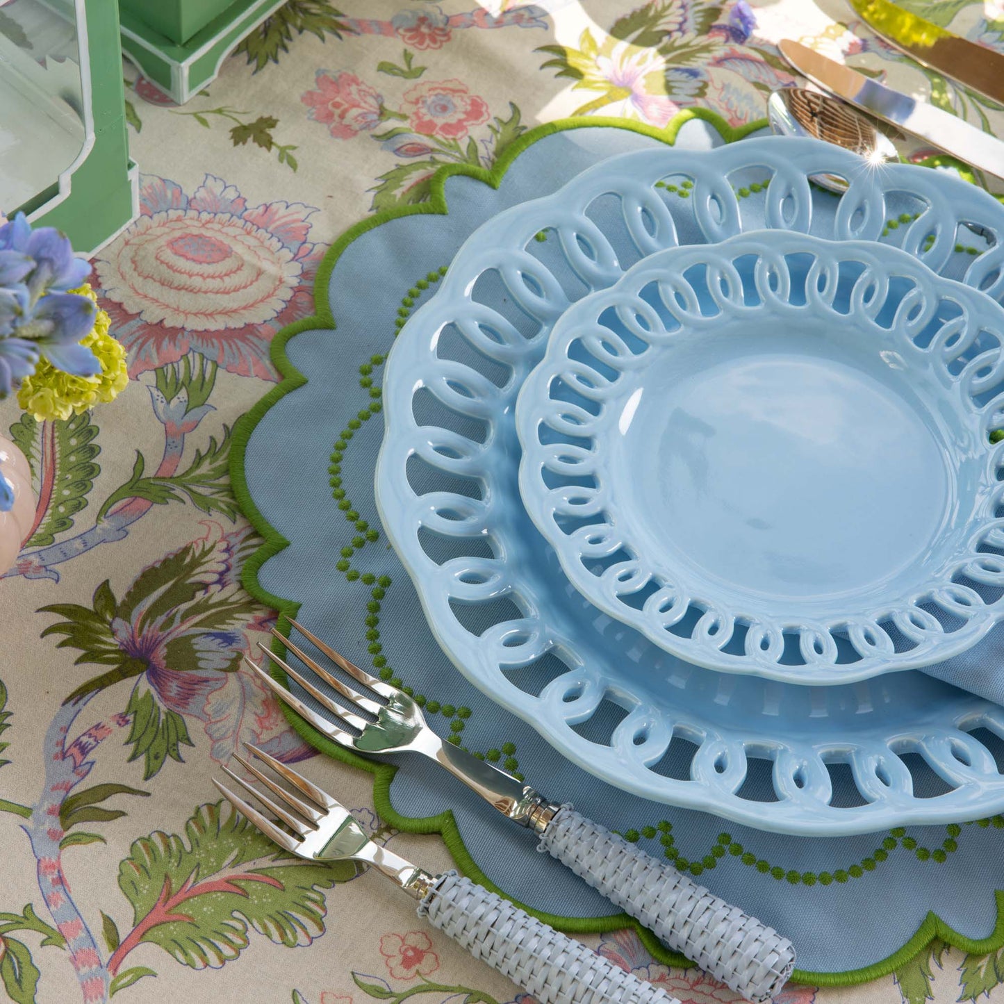Soft Blue Lace Starter Plates (Set of 4)