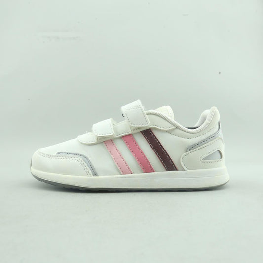ADIDAS  VS SWITCH 3