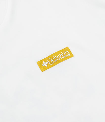 Columbia CSC Heavyweight Iconic T-Shirt - White / Repeated Peaks