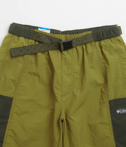 Columbia Sequoia Grove Woven 9" Shorts - Mossy Green / Greenscape