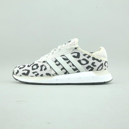ADIDAS  SWIFT RUN X
