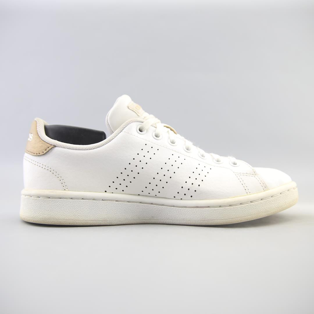 ADIDAS ADVANTAGE