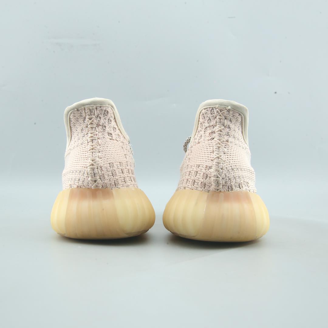 ADIDAS  YEEZY BOOST 350 V2