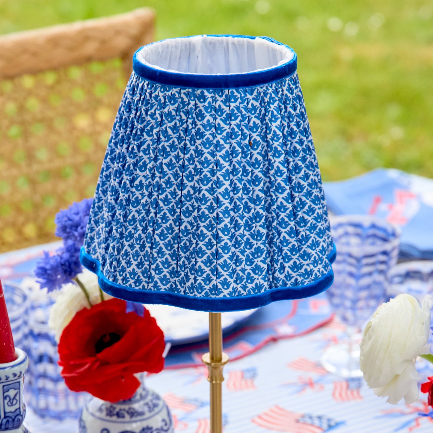 Edie Rechargeable Lamp with Cobalt Lotus Shade (18cm)