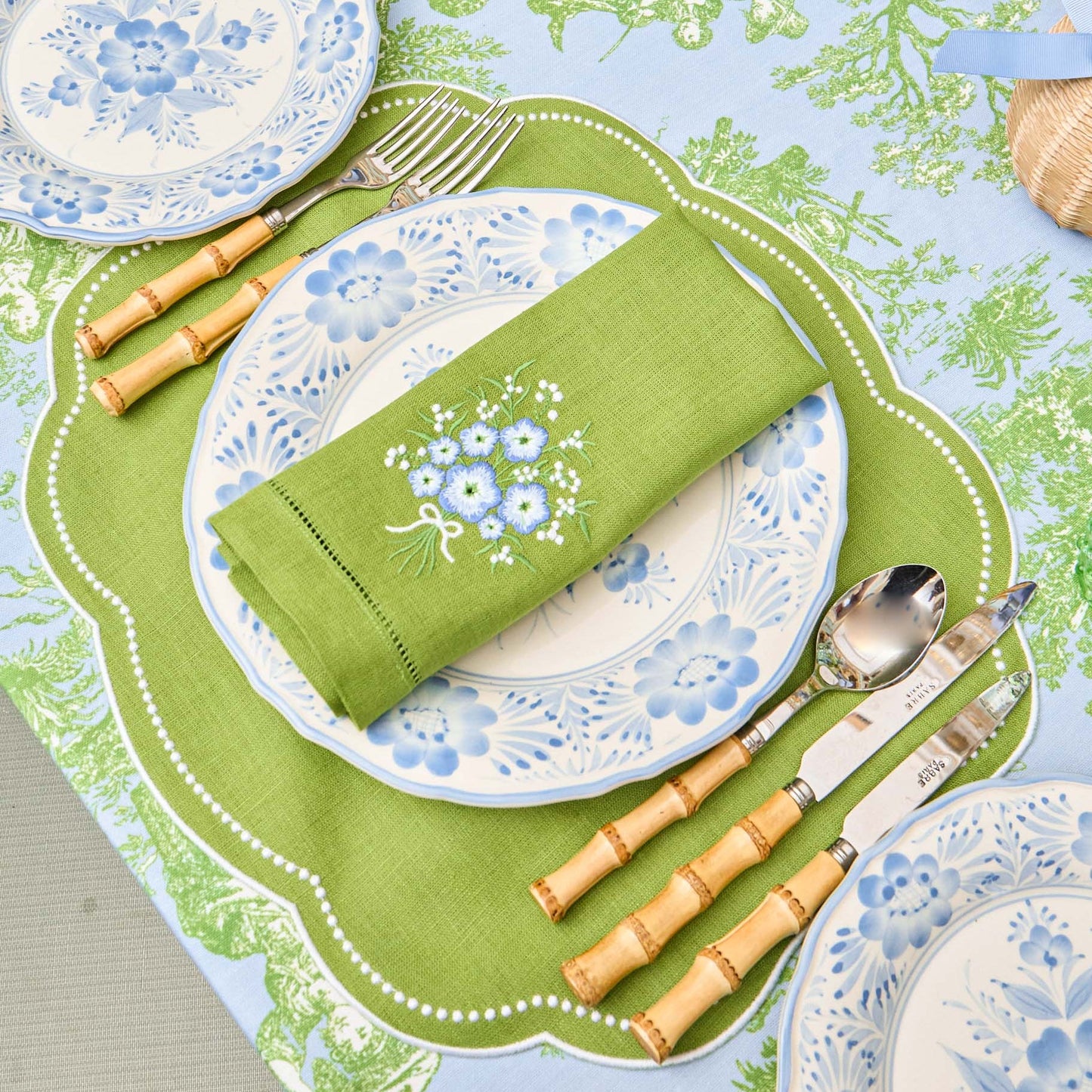 Green Eloise Linen Placemats & Floral Embroidered Napkins (Set of 4)