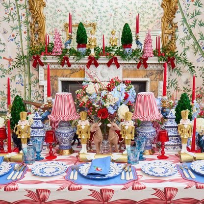 Elizabeth Blue Garland Starter Plate