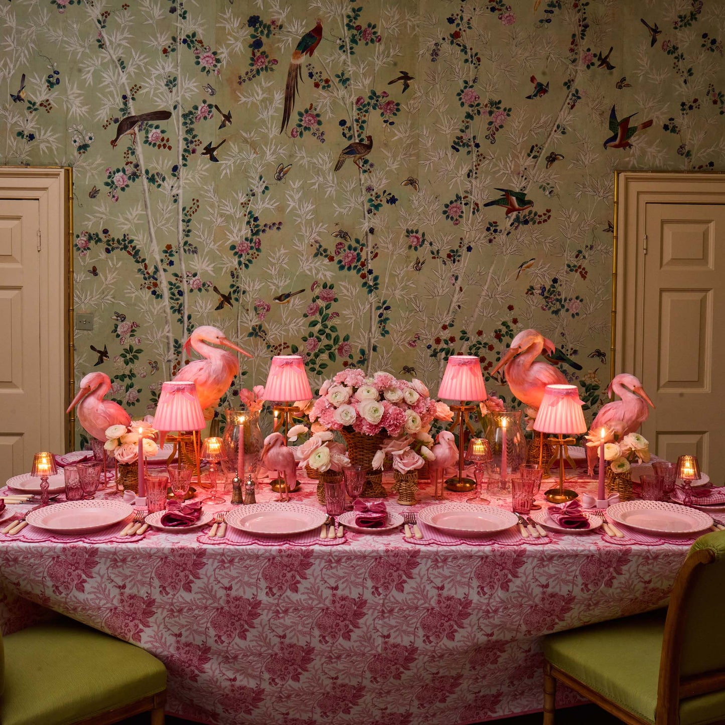 Marilyn Bow Rechargeable Lamp with Pink Velvet Bow Shade (18cm)
