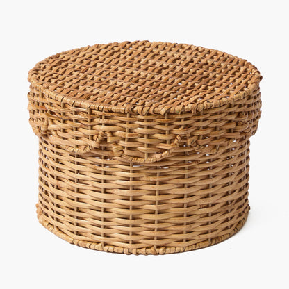 Scalloped Round Lidded Rattan Box - Small