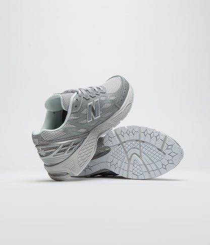 New Balance 1906W Shoes - Silver Metallic / White