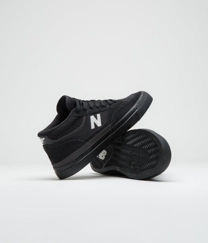 New Balance Numeric 417 Franky Villani Shoes - Black / White