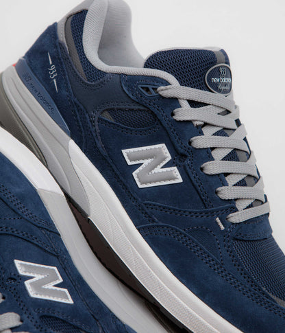 New Balance Numeric 933 Andrew Reynolds Shoes - Navy / White