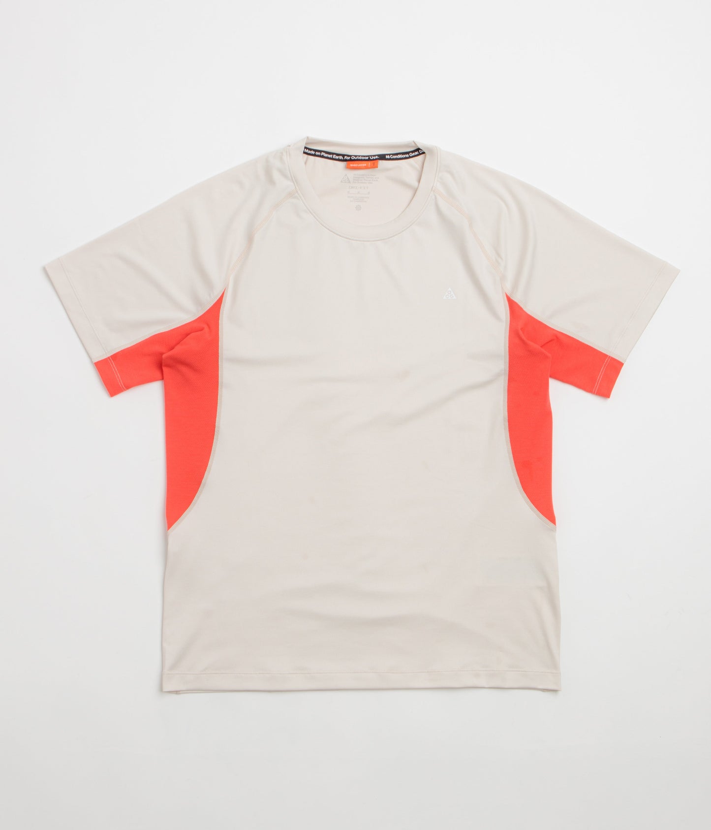 Nike ACG Wildsee T-Shirt - Light Orewood Brown / Light Crimson / Summit White
