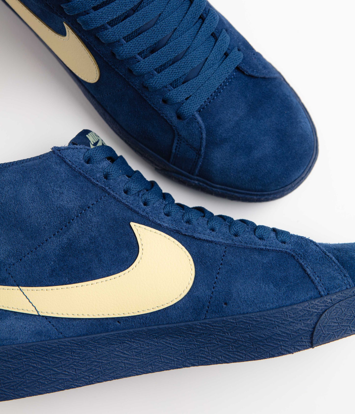 Nike SB Blazer Mid Shoes - Coastal Blue / Pale Yellow - Coastal Blue
