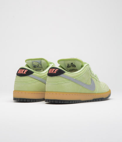 Nike SB Dunk Low Pro Premium 'Verdugo Mountain' Shoes - Pistachio Frost / Wolf Grey - Black