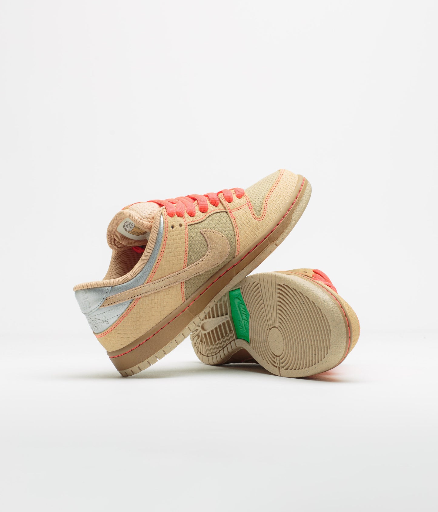 Nike SB Dunk Low Pro ‘Som Tum' Shoes - Canvas / Vachetta Tan - Parachute Beige