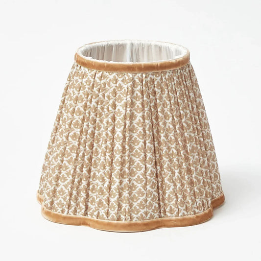 Putty Lotus Lampshade (18cm)