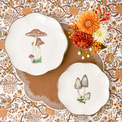 Scalloped Mushroom Starter Plate (Grey)