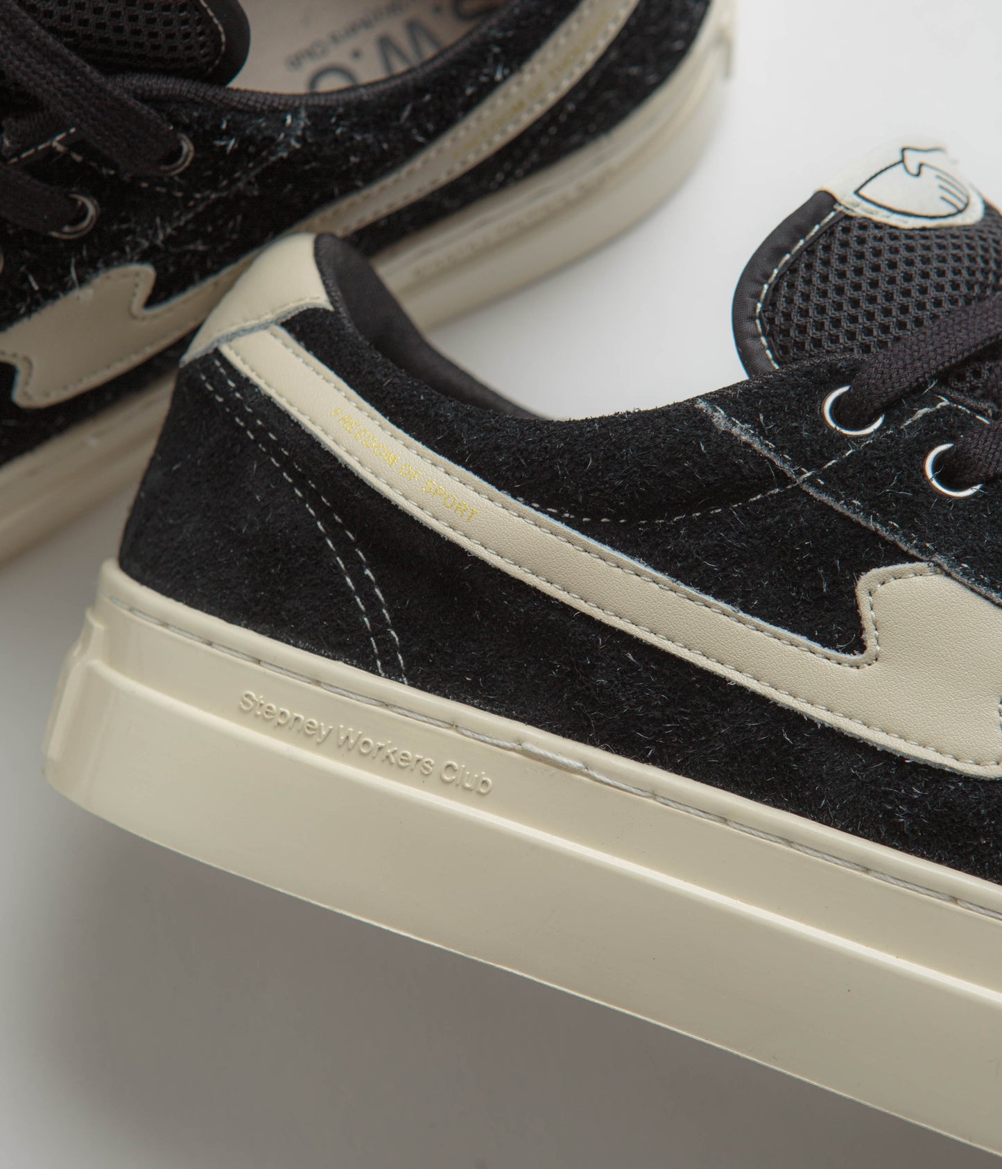Stepney Workers Club Dellow S-Strike Cup Raw Suede Shoes - Black